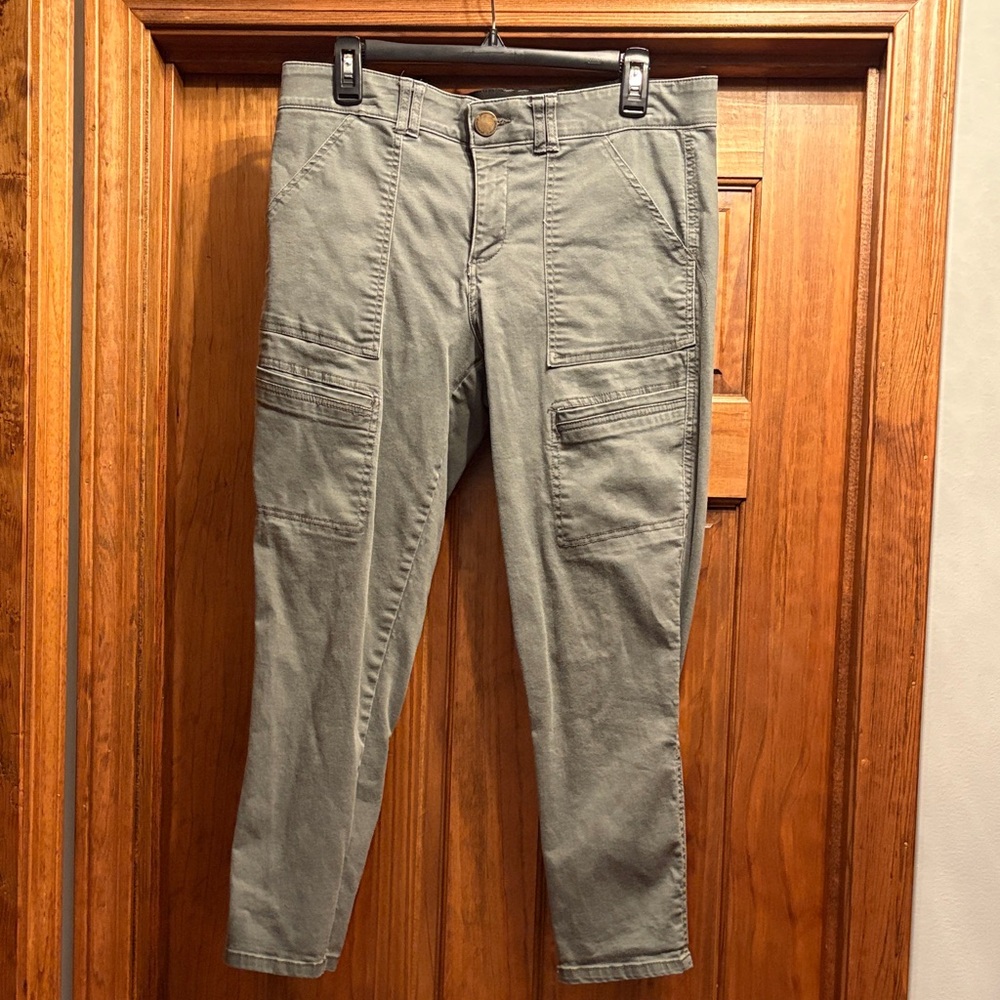 Democracy Women's Olive Ankle Cargo Pants